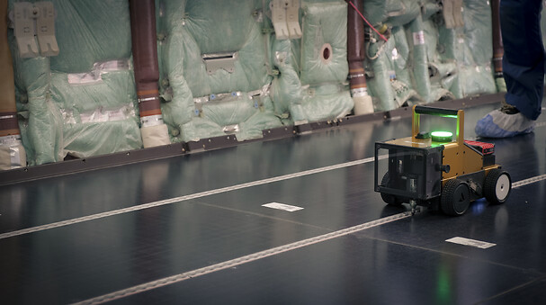 CabinMarker: robotics in aircraft manufacturing | Airbus