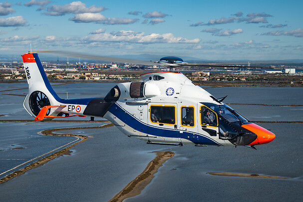Shaping the future of helicopter flight testing | Airbus